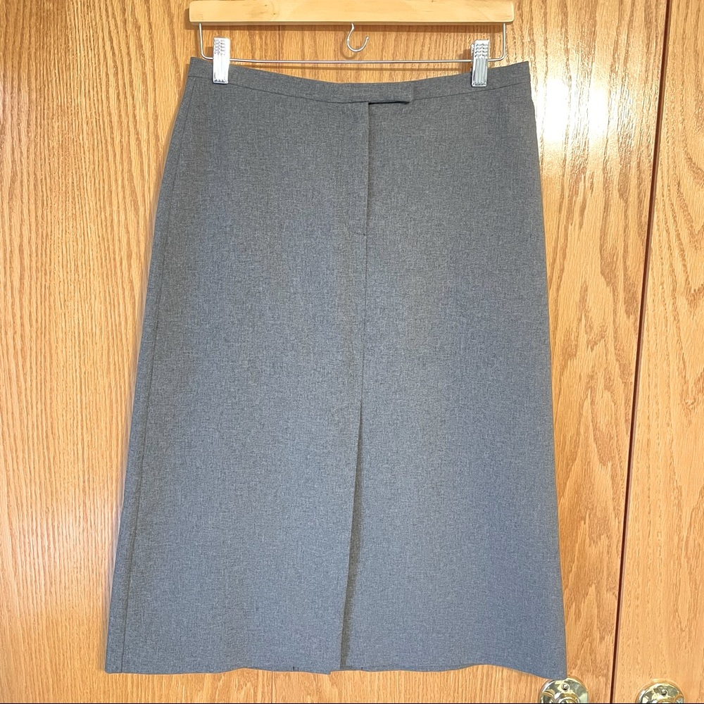 NY&Co Gray Skirt, Size 8